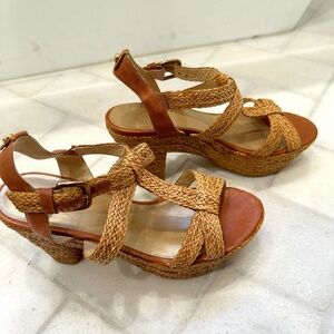 Stuart Weitzman Woven Sandals size 6